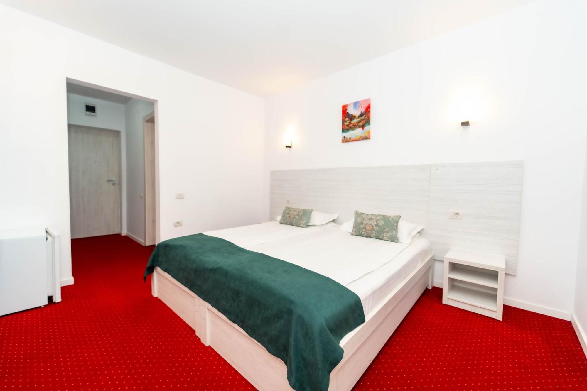 Hotel Cirus Predeal Buitenkant foto