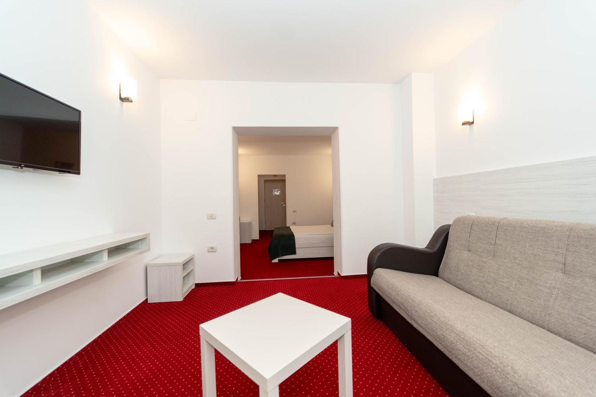Hotel Cirus Predeal Buitenkant foto