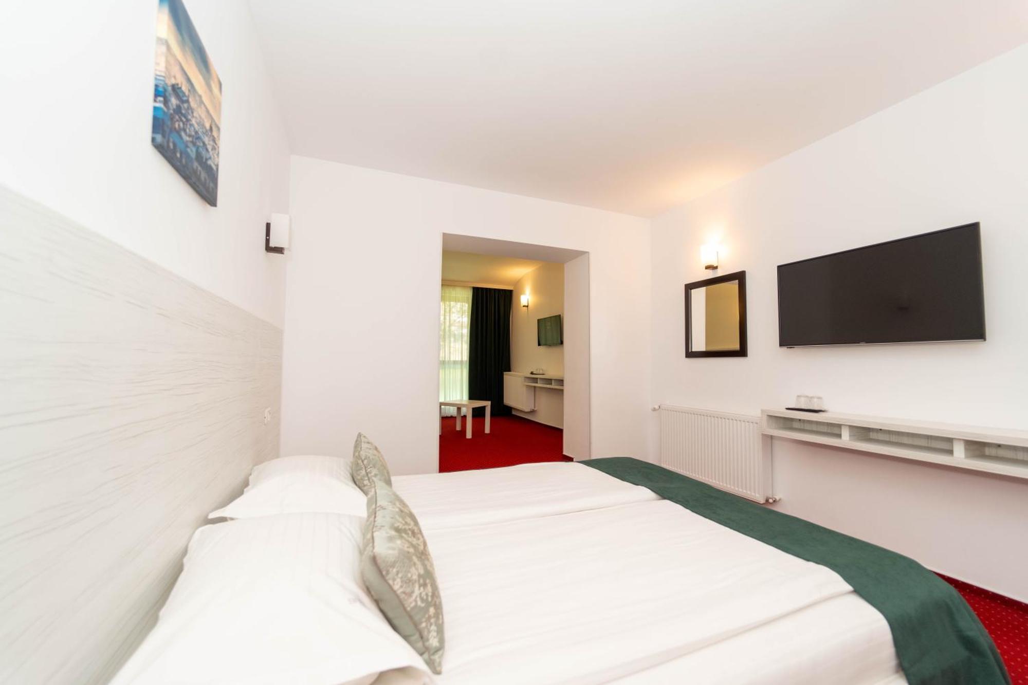 Hotel Cirus Predeal Buitenkant foto