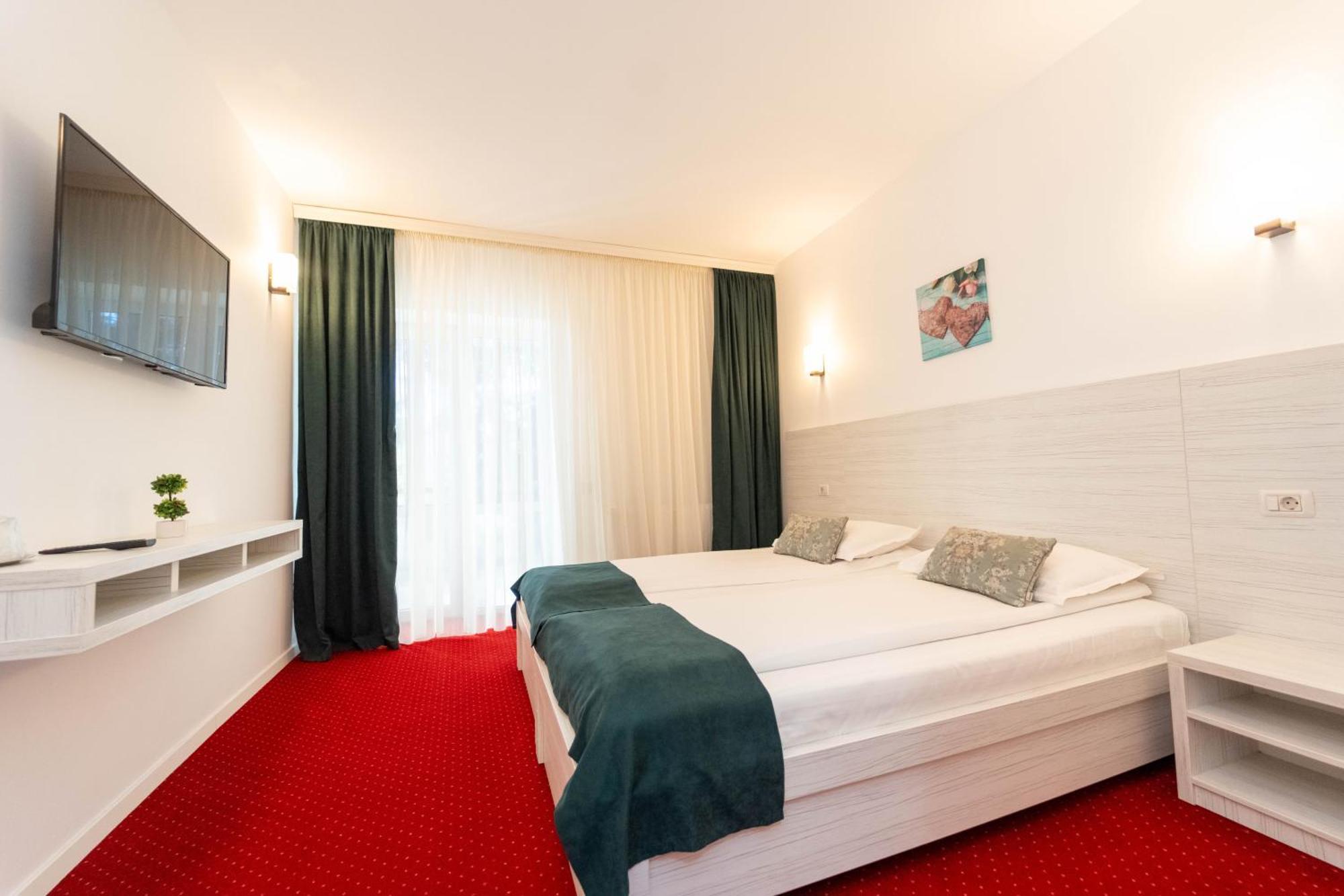 Hotel Cirus Predeal Buitenkant foto