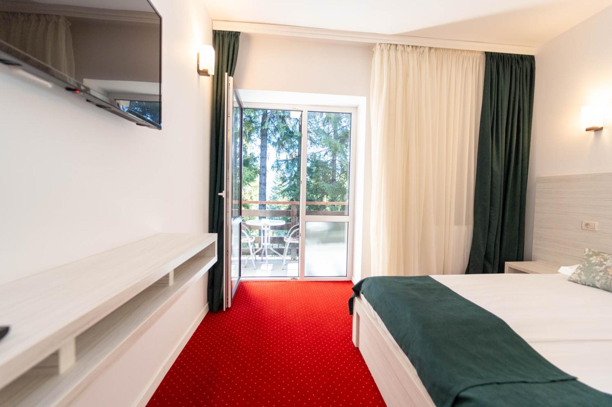 Hotel Cirus Predeal Buitenkant foto