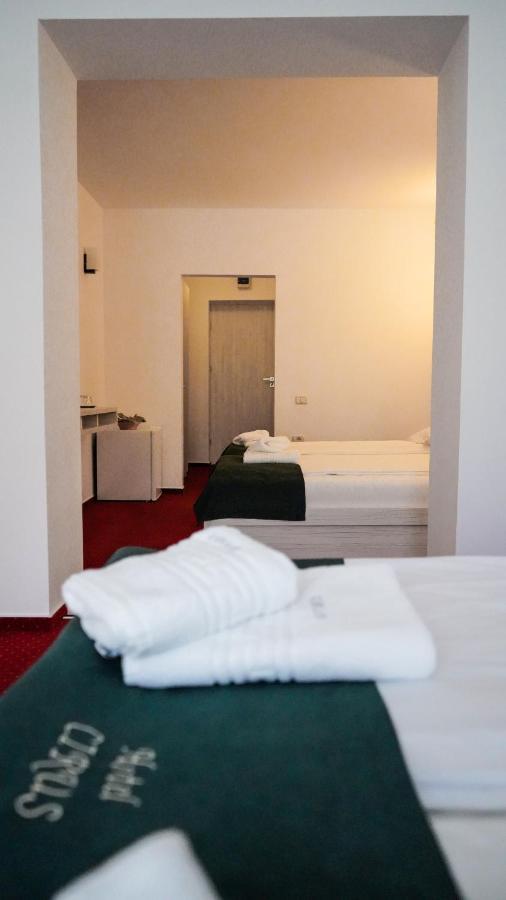Hotel Cirus Predeal Buitenkant foto
